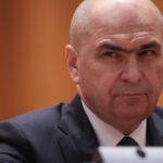 video bolojan catre semnatarii motiunii criticati guvernul oricat dar mi se pare cu adevarat periculos cum va raportati la apararea tarii 694015a9ba48f