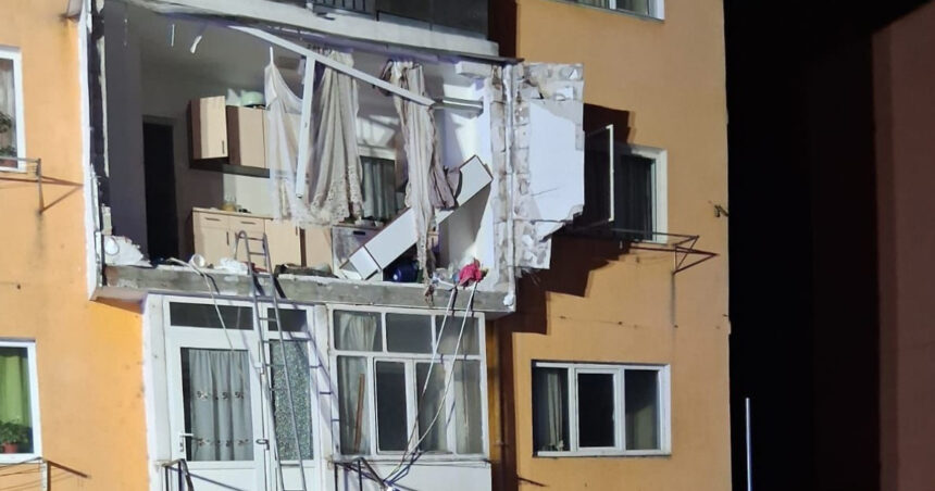video explozie intr un bloc din bihor o femeie a fost ranita grav 69391f1b534a0