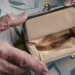 video fara imprumuturi nu se poate sarbatori pe datorie pentru mii de romani cum arata masa de craciun pe caiet 693bbb1b00723