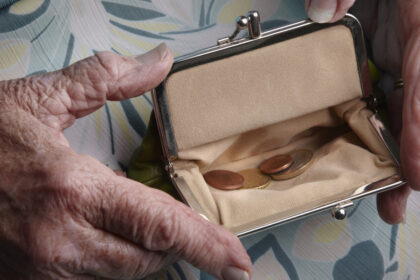 video fara imprumuturi nu se poate sarbatori pe datorie pentru mii de romani cum arata masa de craciun pe caiet 693bbb1b00723