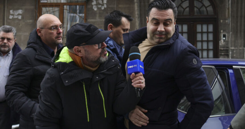 video fostul ministru razvan cuc inregistrat cand discuta despre mita cu seful rar cum era folosita telecomanda pentru a codifica mesajele 69431079224e6