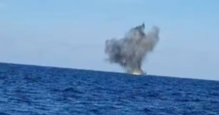 video o drona maritima a fost neutralizata de scafandrii militari in marea neagra mapn a fost distrusa prin detonare controlata 69304ab1294b3