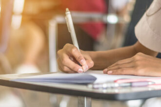 video olimpicii internationali ai romaniei sunt premiati dar nu primesc burse ma gandesc sa plec sunt multe optiuni in strainatate 69314eb91d287