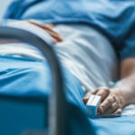 video suspiciune de botulism in vrancea doua femei au ajuns de urgenta la spital dupa ce au mancat alimente din conserve 693d28b6a9420