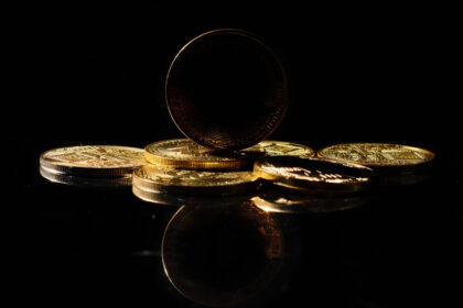 zece mari banci europene vor sa lanseze in semestrul doi din 2026 o moneda digitala stabila legata de euro 693000fb51d59