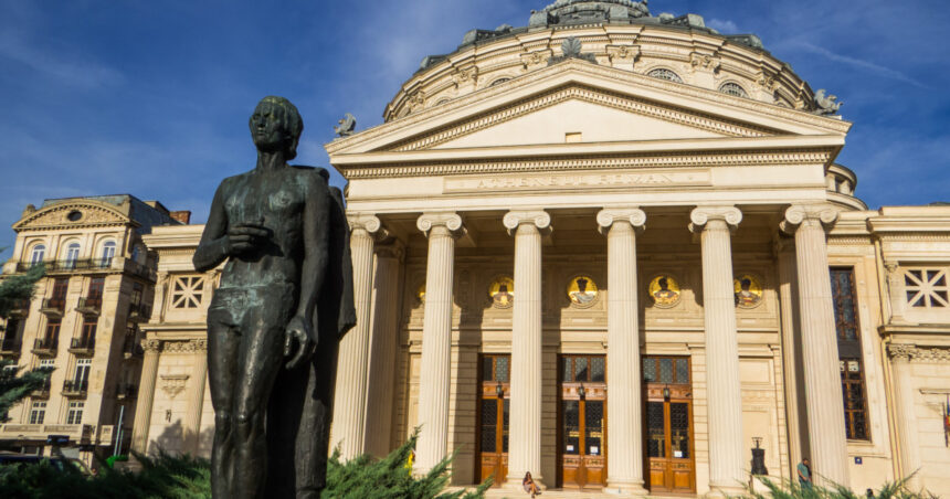 176 de ani de la nasterea lui mihai eminescu cum a redefinit poetul literatura romana si a devenit un reper al identitatii culturale 696880042a117