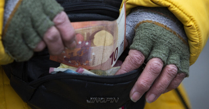 75 miliarde de leva in numerar au iesit la lumina datorita euro bulgaria a lansat euro pe fondul entuziasmului si al fricii 6961df4b39a38