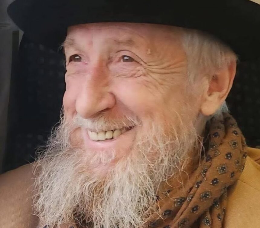 a murit artistul plastic gheorghe carutiu 695d3ed4b4fed