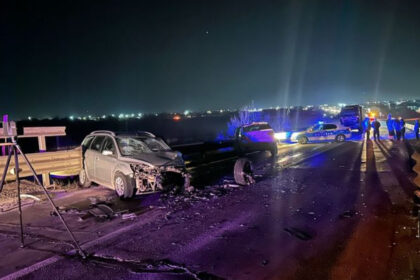 accident cu 8 raniti in galati un sofer baut a intrat pe contrasens si s a ciocnit cu o alta masina 696aab9bb4128