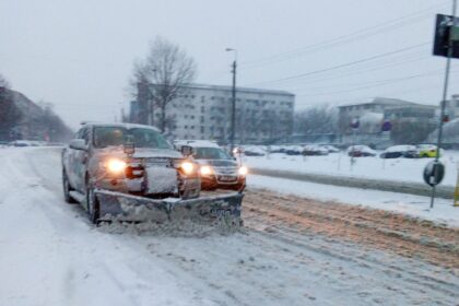atentie soferi iata numerele scurte la care poti suna pentru a afla care sunt conditiile meteo si starea drumurilor 696dd26f9e074
