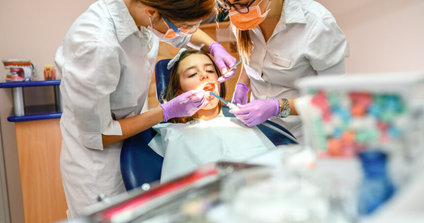 cum pot copiii si adultii neasigurati sa acceseze servicii stomatologice gratuite lista completa a tratamentelor finantate de stat 696c69f6e3db0