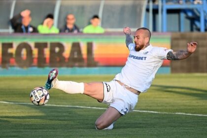 denis alibec in lotul farului pentru confruntarea cu universitatea craiova 697e71bb460ee