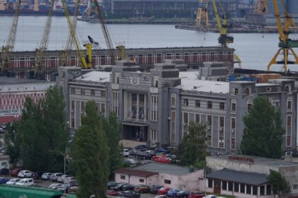 document investitie de peste 2 milioane de euro in portul constanta green port operator va construi terminal de produse lichide 696acd8ca082b