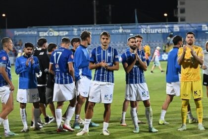 farul constanta a ajuns pe locul 11 si poate face deja calcule pentru play out 696f95b9dd122