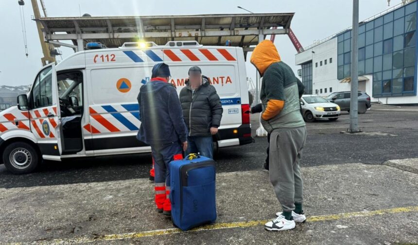 foto interventie de urgenta arsvom un marinar de la bordul unei nave sub pavilion tanzania a avut nevoie de ingrijiri medicale 697396e7e3aee