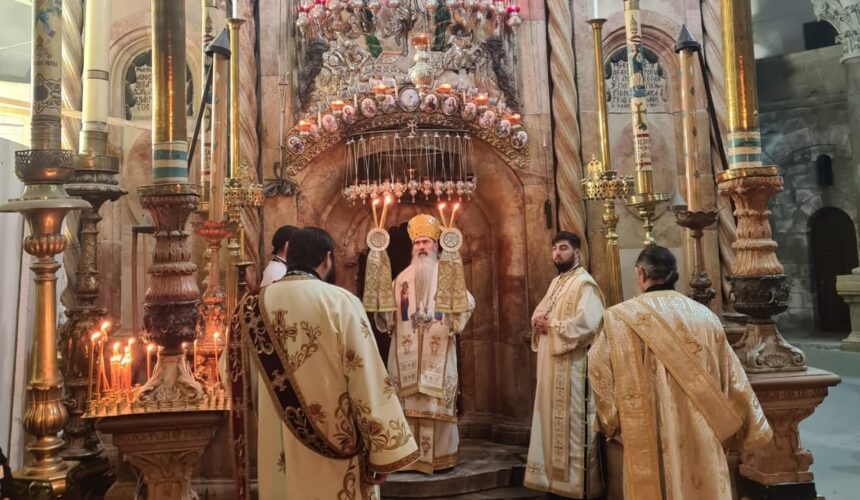 foto ips teodosie slujeste in aceasta noapte la biserica sfantului mormant dupa vizita la patriarhia ortodoxa a ierusalimului 696bbf7e649db
