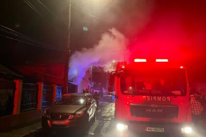 incendiu in mamaia sat intervin mai multe echipaje de pompieri 69629333a30a0