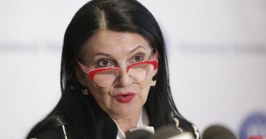 instanta suprema ar urma sa decida azi dupa patru amanari in cazul recursului in casatie inaintat de fosta ministra sorina pintea 6970771365911