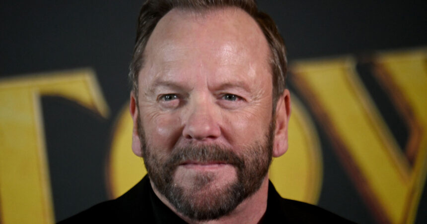 kiefer sutherland a fost arestat actorul este acuzat de agresiune asupra unui sofer al unui serviciu de ride sharing 696c87641a06e