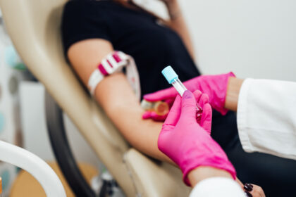 lista celor mai sigure si importante analize de sange recomandate de medic pot evidentia anemii infectii sau procese inflamatorii 6971c89d604ea
