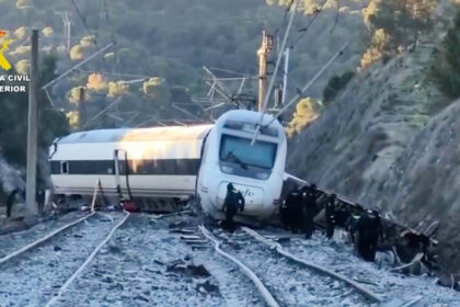 mae un roman aflat in unul dintre trenurile implicate in accidentul feroviar din spania a fost ranit usor 696e217021de0