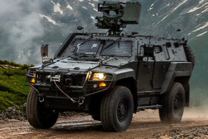 mapn si otokar isi paseaza responsabilitatea dupa ce afaceristi cu legaturi in rusia au fost implicati in contractul pentru cobra ii 697c8247c6adf