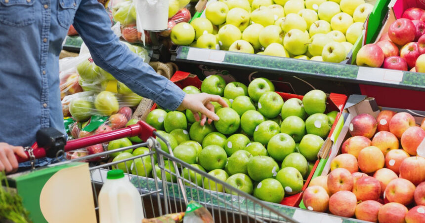 merele vandute in 13 tari europene sunt contaminate cu un nivel alarmant de cocktailuri de pesticide studiu 697b8658ee807