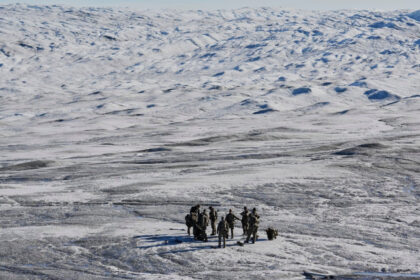 militari europeni in groenlanda europa raspunde presiunilor lui trump alice rufo un semnal catre intreaga lume 696a25e344b88