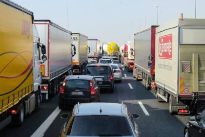 o firma de transporturi din constanta a intrat in insolventa cine este actionar si care sunt termenele anuntate de lichidatorul judiciar 696b0fcc8b51d