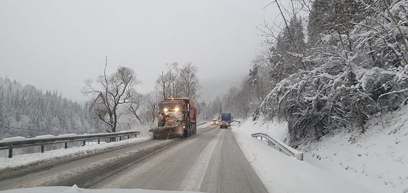 oficial de la politia romana iata cum se circula pe autostrazile a2 bucuresti constanta si a4 ovidiu agigea 69634d61aa4be