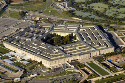 pentagonul pregateste aproape 1 500 de soldati pentru o posibila interventie in minnesota presa 696c89a128586