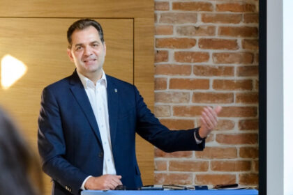 primarul din sfantu gheorghe propune un referendum local pe tema taxelor si impozitelor dupa protestele cetatenilor 6970aacbb8778