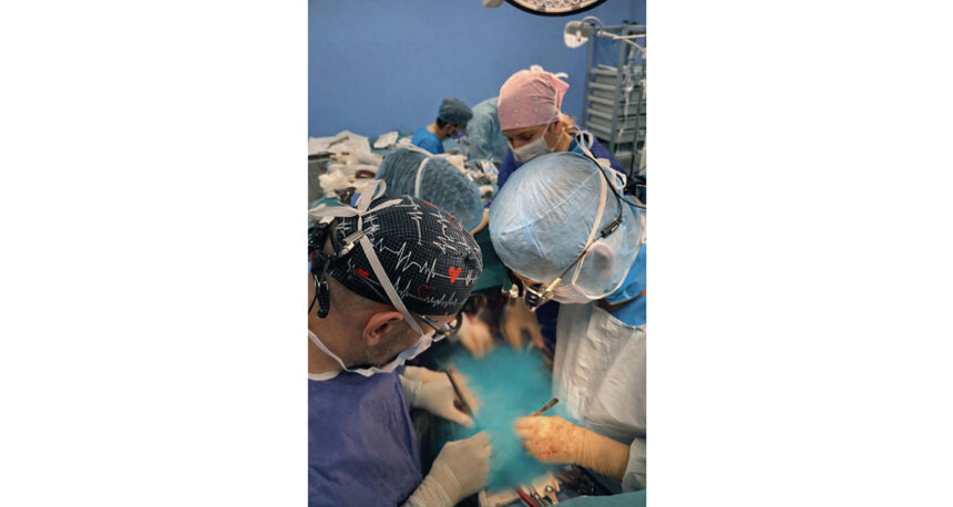 primul transplant de cord din 2026 un baiat de 19 ani a primit inima unui tanar de 22 medic un copil obosit de boala dar puternic 696e5b8678e71