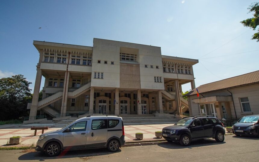 schema de personal de la biblioteca judeteana i n roman se va injumatati 69701a7c44c40