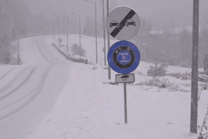 sedinta de urgenta in alba din cauza vremii severe autoritatile mobilizare totala dupa ninsori si vant puternic 695f3afeb6788