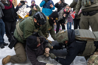 statul minnesota da in judecata administratia trump dupa raidurile ice nu puteti tari femei insarcinate prin zapada 6965f974cda9a