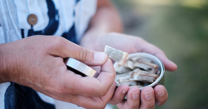 statul schimba regulile pentru tutunul de mestecat si de prizat produsele vor fi accizate si marcate cu timbru ca tigarile 6977654fa3c3d