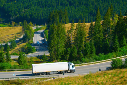 transportul rutier de marfuri a crescut cu 15 in primele noua luni din 2025 peste 80 din volume fiind transportate intern 695d3fdd3ca04