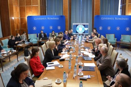 video a doua reuniune a comitetului pentru analiza si revizuirea legislatiei din domeniul justitiei iata ce s a discut azi la palatul victoria 6967e3d310276