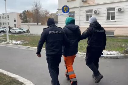 video barbat pe atv oprit de politistii din navodari era baut nu avea permis si nici vehiculul nu era inregistrat spun autoritatile 6970bbb7ab78f