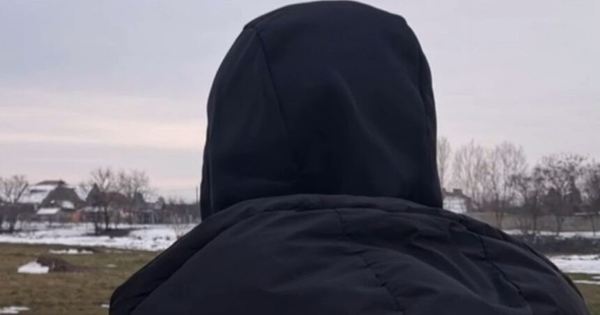 video crima din timis martorul cheie din dosar crede ca suspectii au aruncat borseta victimei in fata casei sale pentru a da vina pe el 69735ce270034