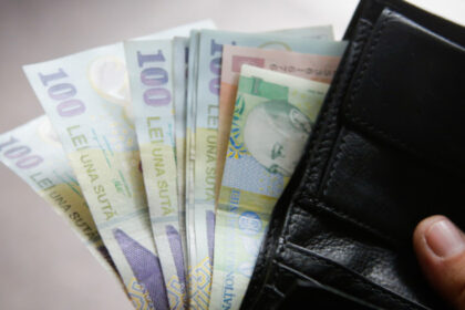 video desi au platit taxele si impozitele unii bucuresteni s au trezit ca trebuie sa dea bani in plus sumele s au schimbat peste noapte 695e36d18546f