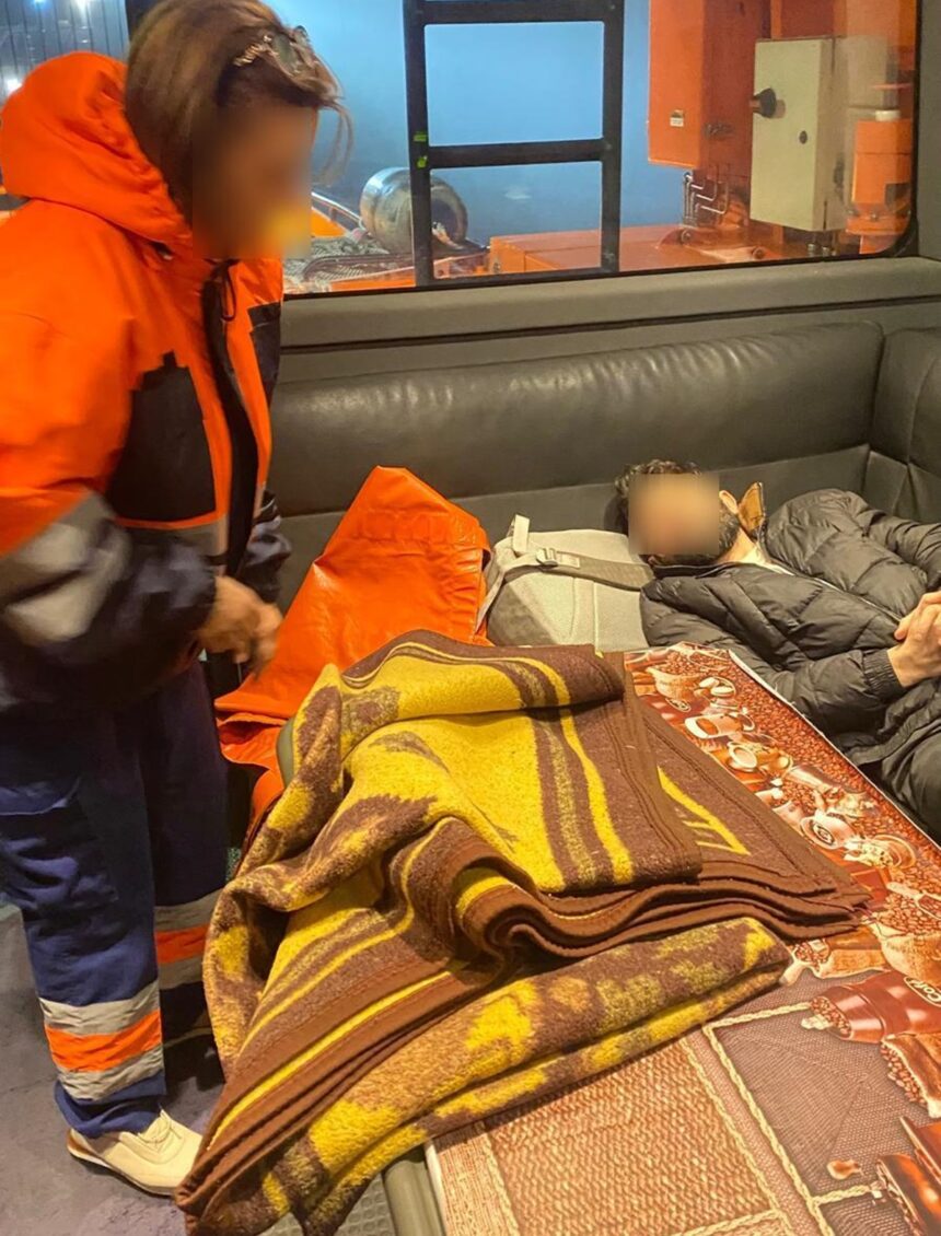 video interventie de urgenta langa digul de la sulina iata ce misiune a executat nava sar apollo din cadrul arsvom 695f4e75ba64c