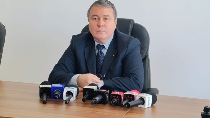 video procurorul zafer sadic despre teribila crima din poarta 6 a baut vodca si i a venit ideea sa si omoare mama cu 40 de lovituri de cutit apoi s a culcat in camera lui 696f591d9cdbf