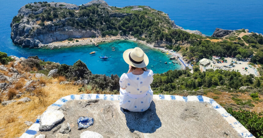 a inceput vanatoarea de vacante la promotie cine stie cand are concediu acum e momentul sa rezerve destinatii preferate de romani 69960c04f13a4