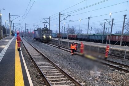accident mortal in gara ciulnita un barbat de 50 de ani si a pierdut viata dupa ce a traversat calea ferata printr un loc nepermis 699438092ec44