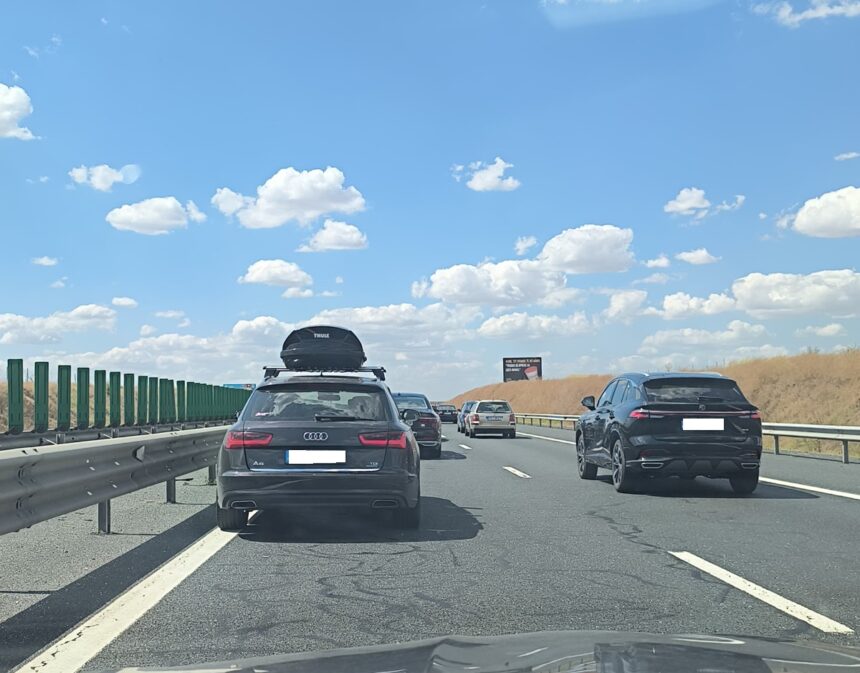 accident pe autostrada a2 doua autoturisme s au ciocnit in zona valu lui traian 698736be62a50