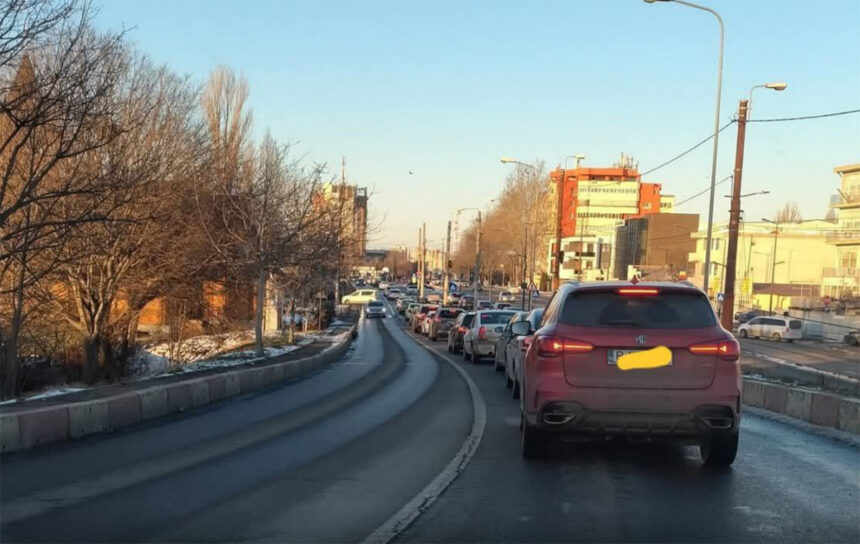 accident rutier in zona doraly un pieton a fost lovit de o masina se circula bara la bara 698217740fda8