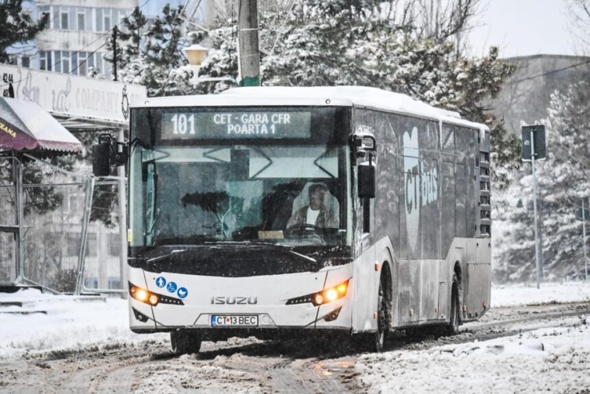atentie constanteni autobuzele ct bus au intarzieri din cauza zapezii vezi aici anuntul companiei de transport in comun 6995a94302e77