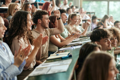 cat de mari vor fi bursele studentilor in 2026 anuntul guvernului 69a1af162e318